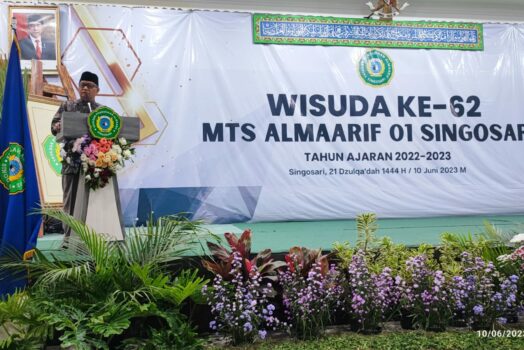 MTs Almaarif 01 Singosari  Beri Penghargaan Siswa Terbaik UAMNU