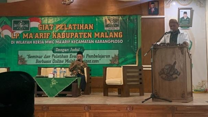 Seminar dan Pelatihan Evaluasi Pembelajaran Berbasis Online Quizizz.com di STAINU Kabupaten Malang