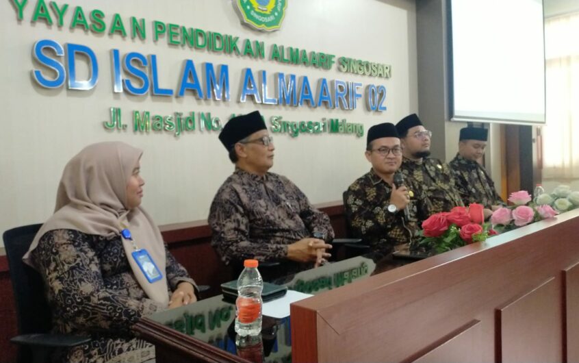 SD ISLAM ALMAARIF 02 SINGOSARI TULARKAN PROGRAM UNGGULAN UNTUK MI SUNAN GUNUNG  DJATI BANDUNG