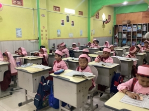 Belajar Inggris Jadi Seru Lewat Metode Atraktif KKM